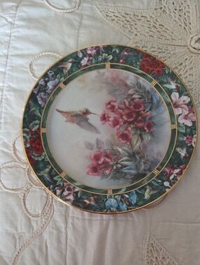 Lena Liu  Porcelain Collector Hummingbird Plate - White & Cream Backstamp